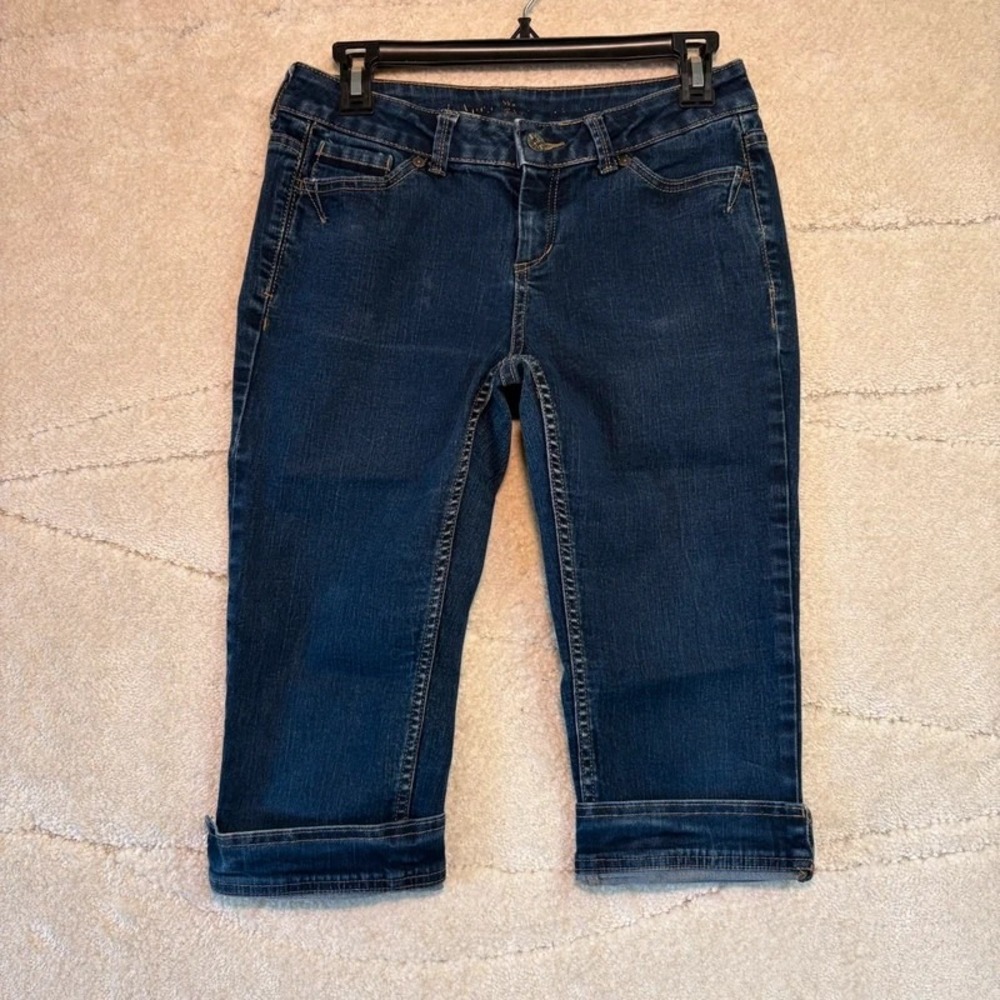 Simply Vera Vera Wang Capri Jeans Women's 6P Dark Wash Cuffed Used Excellent *